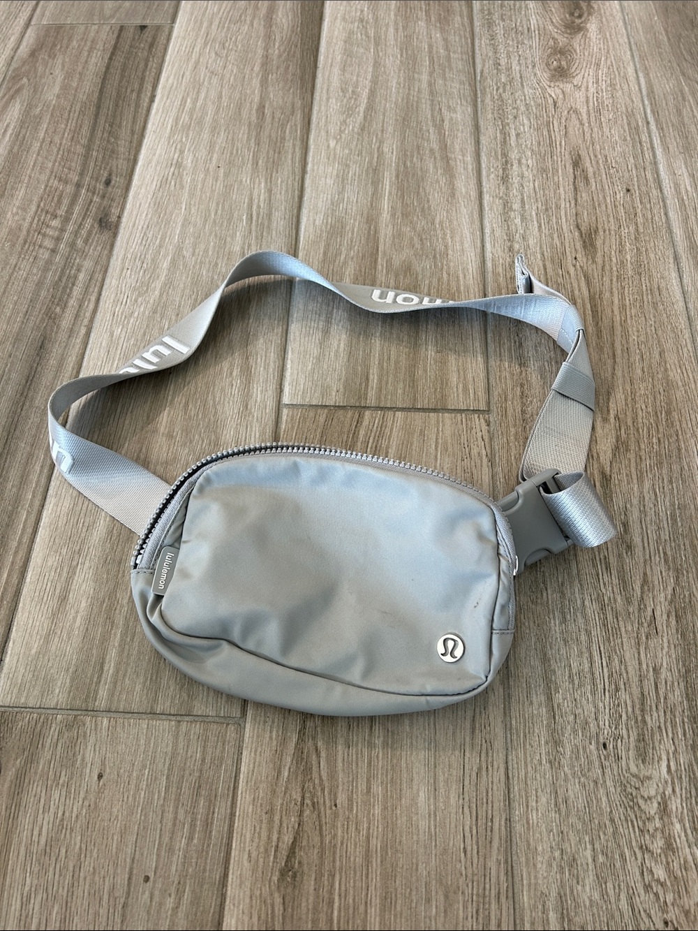 lululemon belt bag